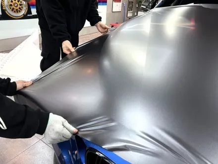 부산랩핑 BMW 3시리즈 사틴 다크 그레이 컬러로 도시적인 느낌 물씬~ / 부산 해운대구