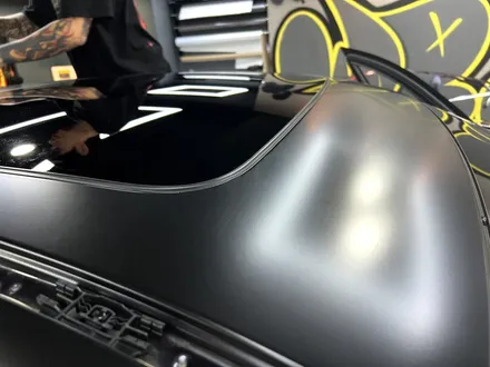 부산 자동차랩핑 BMW M5 컴페티션 사틴블랙 전체랩핑을 통해 강렬한 스포츠 세단으로 변신하기[에이버리] / 부산 해운대구