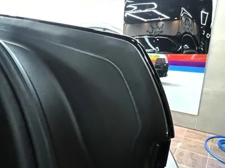 부산 자동차 랩핑 BMW I7 듀오톤(투톤) + 코치라인 고광택 필름으로 차량의 스타일 변화시키기! / 부산 해운대구
