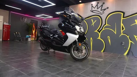 [카니트] 부산 바이크 랩핑 및 데칼 BMW C650GT / 부산 해운대구