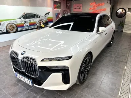 부산 BMW I7 카멜레온 투톤 (듀오톤) 랩핑으로 매일매일 새롭게 즐기기 / 부산 해운대구