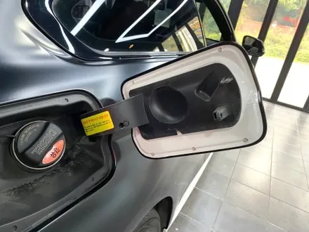 부산랩핑 BMW 4시리즈 쿠페 사틴블랙 전체랩핑으로 묵직하고 깔끔한 쿠페로 만들기! [TINYBOT] / 부산 해운대구