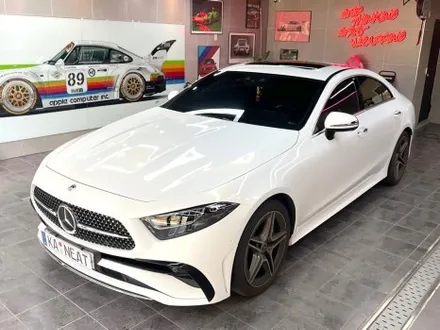 부산랩핑 벤츠 CLS 전체랩핑으로 반짝이는 펄감의 화이트로 추운 겨울나기! / 부산 해운대구