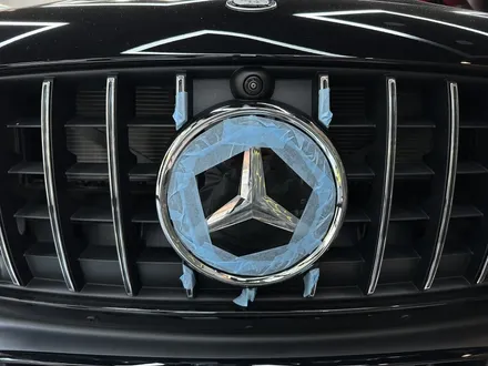 부산 랩핑 벤츠 CLE53 AMG 검정 차량 크롬죽이기, 고광택으로 완성한 밸런스 / 부산 해운대구