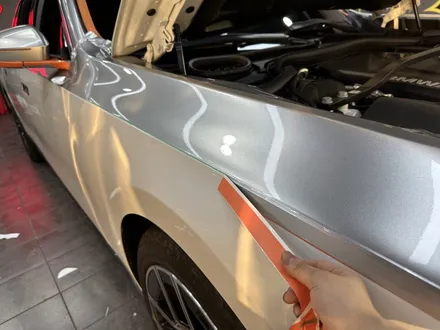 해운대 랩핑 BMW 740d, 블랙 대신 GT실버로 완성한 투톤랩핑 / 부산 해운대구