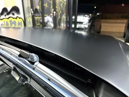 부산 자동차랩핑 BMW M5 컴페티션 사틴블랙 전체랩핑을 통해 강렬한 스포츠 세단으로 변신하기[에이버리] / 부산 해운대구