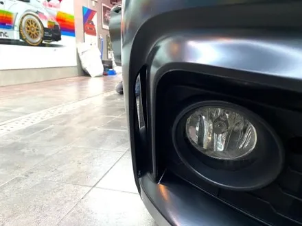 부산랩핑 BMW 4시리즈 쿠페 사틴블랙 전체랩핑으로 묵직하고 깔끔한 쿠페로 만들기! [TINYBOT] / 부산 해운대구