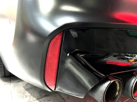 부산 자동차랩핑 BMW M5 컴페티션 사틴블랙 전체랩핑을 통해 강렬한 스포츠 세단으로 변신하기[에이버리] / 부산 해운대구