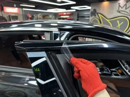 부산 랩핑 BMW 740i 전체 외관 정리｜크롬죽이기 + 블랙 유광 휠도색으로 완성도 끌어올리다 / 부산 해운대구