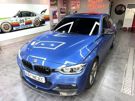 부산랩핑 BMW 3시리즈 사틴 다크 그레이 컬러로 도시적인 느낌 물씬~ / 부산 해운대구