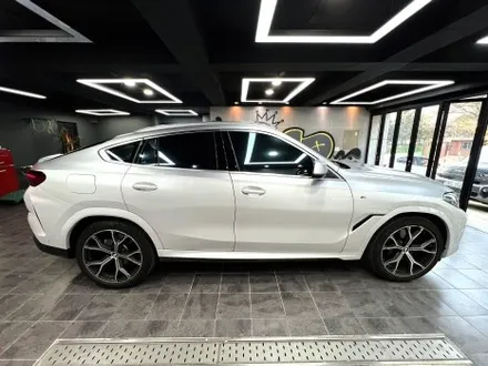부산 자동차 랩핑 BMW X6 듀오톤(투톤) 랩핑 시공으로 고급스러운 쿠페형 SUV 모델로 만들기! / 부산 해운대구