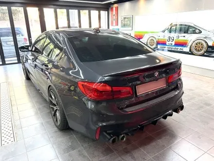 부산 자동차랩핑 BMW M5 컴페티션 사틴블랙 전체랩핑을 통해 강렬한 스포츠 세단으로 변신하기[에이버리] / 부산 해운대구