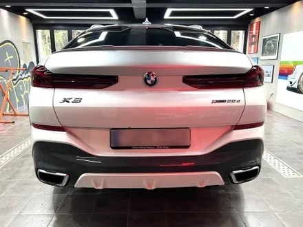 부산랩핑 BMW X6 듀오톤(투톤) 랩핑 사틴 실버 메탈릭으로 고급스럽게 / 부산 해운대구