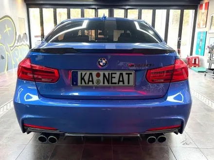 부산랩핑 BMW 3시리즈 사틴 다크 그레이 컬러로 도시적인 느낌 물씬~ / 부산 해운대구