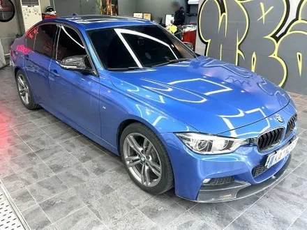 부산랩핑 BMW 3시리즈 사틴 다크 그레이 컬러로 도시적인 느낌 물씬~ / 부산 해운대구