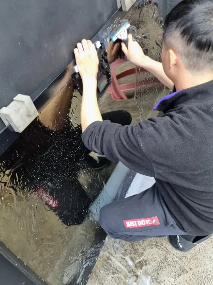 인천 자동차 유리교체시 썬팅작업까지 한꺼번에!!
