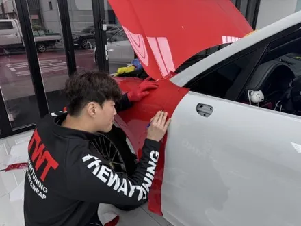 포르쉐랩핑 카이엔 라바오렌지컬러로 화사하게 작업완료했어요 / 안산시 단원구 초지동