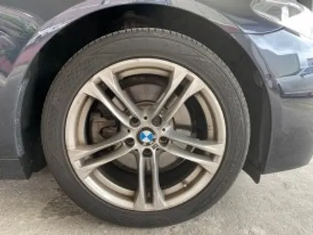 부산 BMW 520D M스포츠 차량분위기 바꾸기에는 딱!!! 18인치 고스트크롬 휠도색 캘리퍼도색 / 부산 북구 구포동