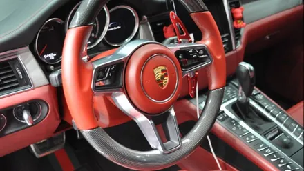 핸들 컬러커스텀 만들기 실내커스텀 / 포르쉐 / 마칸 / 인천 남동구