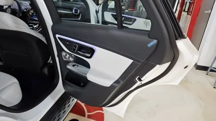 메르세데스 벤츠 GLC 300 신차 검수 브이쿨 K 기온쿼츠 레더쉴드 / 고양 덕양구 원흥동