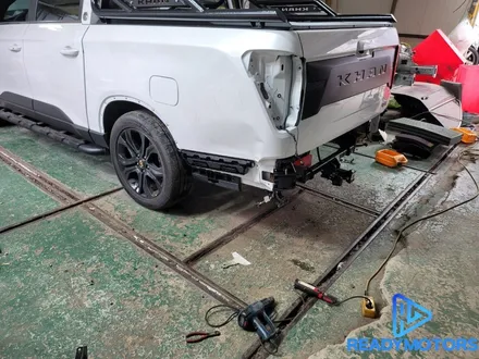 파주운정 이정도사고도 교환X 판금도색가능?! 쌍용자동차 렉스턴스포츠 칸 4WD, 아파트주차중 뺑소니사고 외형복원 사고수리! 신차출고 컨디션 그대로! 금촌 레디모터스! / 경기 파주