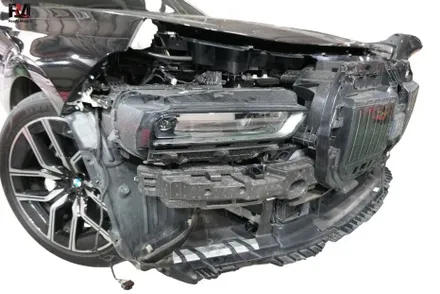 파주 BMW i7 판금 도장으로 외형복원 범퍼 수리의 모든 것 / 경기 파주