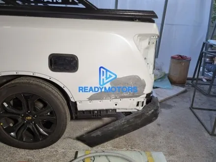 파주운정 이정도사고도 교환X 판금도색가능?! 쌍용자동차 렉스턴스포츠 칸 4WD, 아파트주차중 뺑소니사고 외형복원 사고수리! 신차출고 컨디션 그대로! 금촌 레디모터스! / 경기 파주