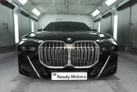 파주 BMW i7 판금 도장으로 외형복원 범퍼 수리의 모든 것 / 경기 파주