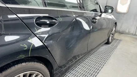 BMW 320i 조수석 도어를 살리는 놀라운 수리 비법 공개 / 경기 파주