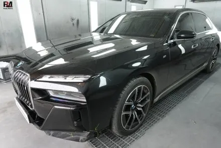 파주 BMW i7 판금 도장으로 외형복원 범퍼 수리의 모든 것 / 경기 파주