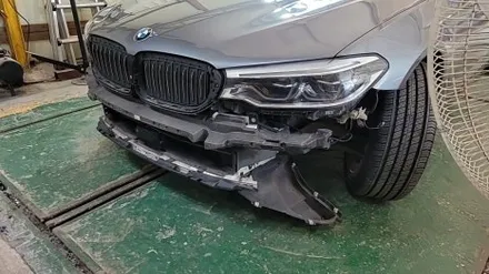 bmw 530d (g 바디) 파주 앞 범퍼 외형복원. 보험수리 파주 레디 모터스 / 경기 파주