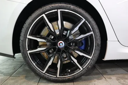BMW M850i 그란쿠페, 50주년 엠블렘 장착과 저황변 내구성에 강한 리코쉴드PPF 시공기! / 서울 광진구 중곡동