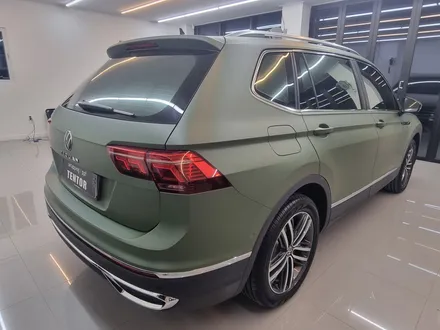 신차에 새로운 색을 입히다!? 전주랩핑, 폭스바겐 티구안 [3m1080/ matte military green] / 전주, 광주, 김제