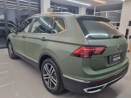신차에 새로운 색을 입히다!? 전주랩핑, 폭스바겐 티구안 [3m1080/ matte military green] / 전주, 광주, 김제