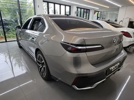 BMW,740i 울트라핏 블랙PPF로 듀오톤시공..광도폼미쳤드아 / 전주, 광주, 김제