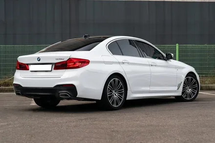 [W랩스] 파주랩핑,일산랩핑,김포랩핑은 W랩스!! BMW 520D전체랩핑 3M2080 골드스파클링화이트로 산뜻하게! / 파주시 문발동
