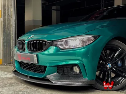 시선을 사로잡는 유니크한 전체랩핑 BMW428i 에이버리 다크그린펄 파주랩핑 / 파주시 문발동