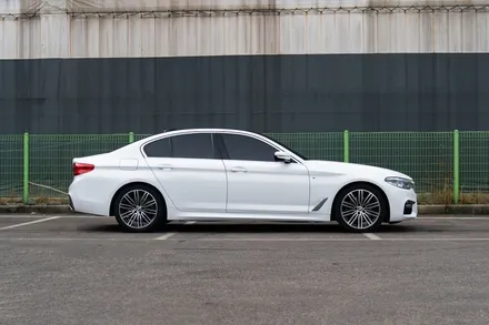 [W랩스] 파주랩핑,일산랩핑,김포랩핑은 W랩스!! BMW 520D전체랩핑 3M2080 골드스파클링화이트로 산뜻하게! / 파주시 문발동