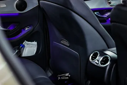 벤츠 GLC 300e 통풍시트 시공과 함께 R 버튼 활성화도 진행하세요! / 대전 서구, 세종, 청주, 천안