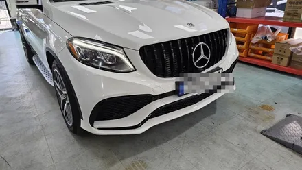 제이엘커스텀 대전점에서 벤츠 GLE 350D 앞범퍼 교체, 광각미러 시공 / 대전 서구, 세종, 청주, 천안