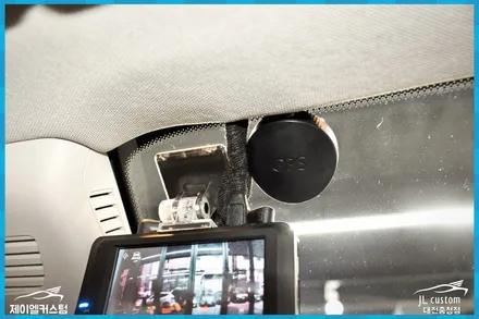 대전 벤츠 GLC 350E 블랙박스 스타뷰를 아이나비로 변신 / 대전 서구, 세종, 청주, 천안