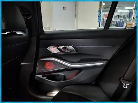 BMW 3시리즈에도 엠비언트가 됩니다. 스피커도 바꾸고요. 회오리스피커 대전제이엘커스텀 / 대전 서구, 세종, 청주, 천안