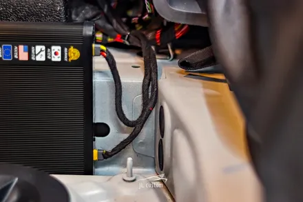 벤츠 GLE 53 amg 블랙박스 아이나비  QXD 7000 / 에코파워팩 S8 보조배터리 시공! / 대전 서구, 세종, 청주, 천안