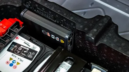 대전 아이나비 블랙박스 QXD 8000 에코파워팩 보조배터리 S8 BMW X4 시공. / 대전 서구, 세종, 청주, 천안