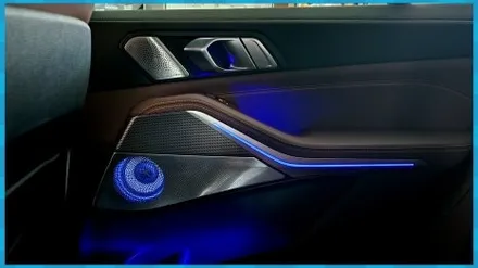 BMW만의 특별한 실내 튜닝 X7 회오리풀커버 + AVI스피커 대전 / 대전 서구, 세종, 청주, 천안