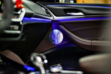 BMW X4 크리스털 파츠 교체와 회오리 풀 커버 시공은 실내 인테리어의 필수 아이템! / 대전 서구, 세종, 청주, 천안