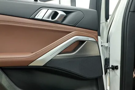 BMW X6 회오리 풀 커버 시공과 감성 튜닝을 동시에 제이엘커스텀 대전점! / 대전 서구, 세종, 청주, 천안