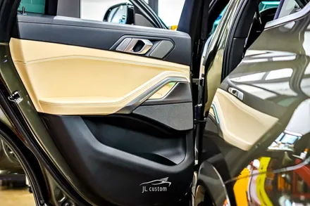 한번 시공으로 확 바뀔 수 있는 BMW 모든 시리즈의 대표 튜닝! 회오리 풀 커버와 AVI 스피커. / 대전 서구, 세종, 청주, 천안