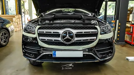 대전 벤츠 GLS 400d 자동차의 이미지를 한 번에 바꿔줄 세로 그릴 교체 시공! / 대전 서구, 세종, 청주, 천안