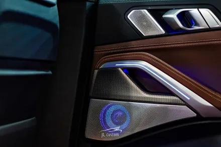 BMW X6 감각적인 실내 인테리어의 완성 회오리 풀 커버 시공과 갈바닉 스위치! / 대전 서구, 세종, 청주, 천안